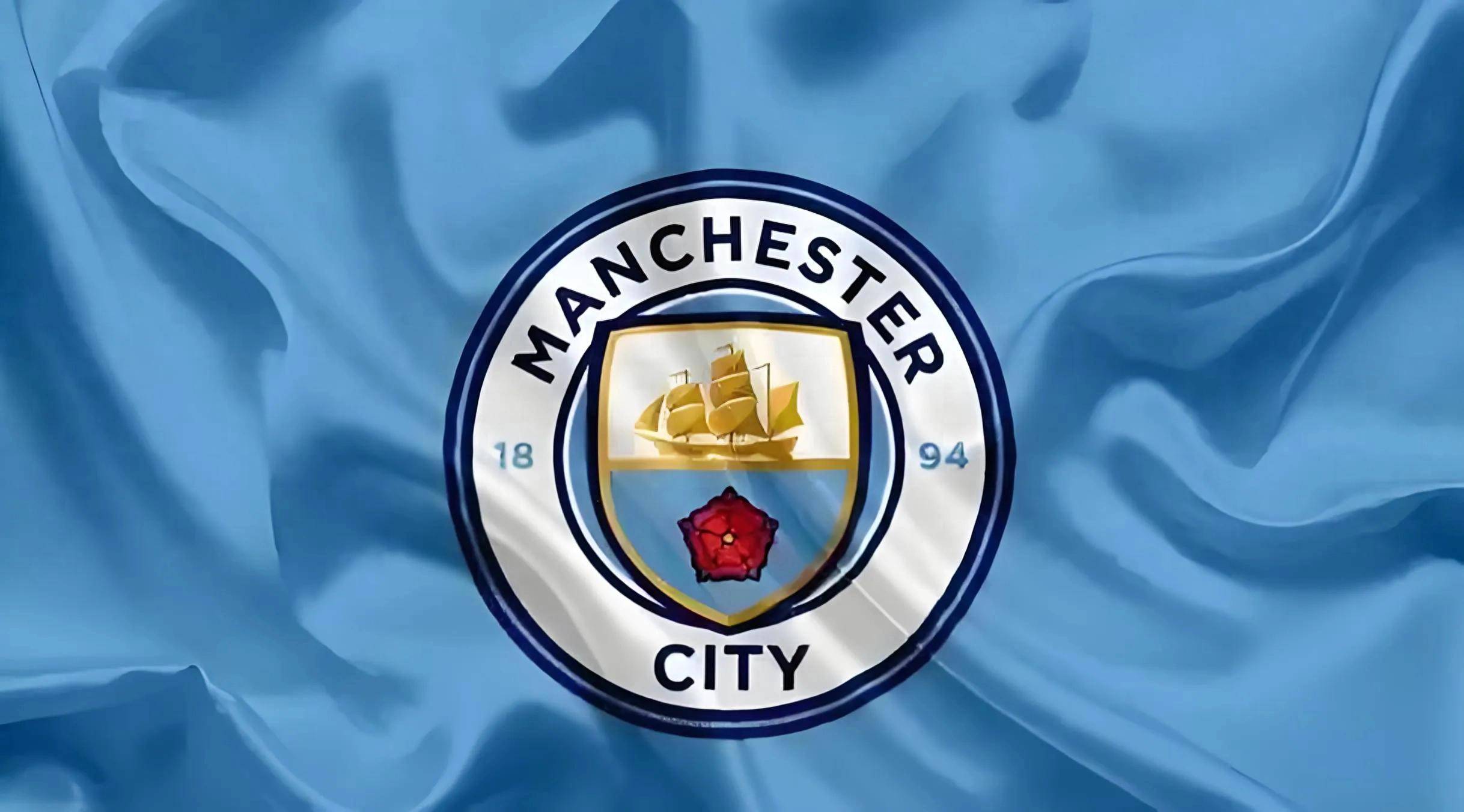 哈维-西蒙斯：我的名字烙印了母亲对巴萨的爱；年少成名并不好（哈维-西蒙斯：我的名字刻着母亲对巴萨的情怀；过早走红并非好事）