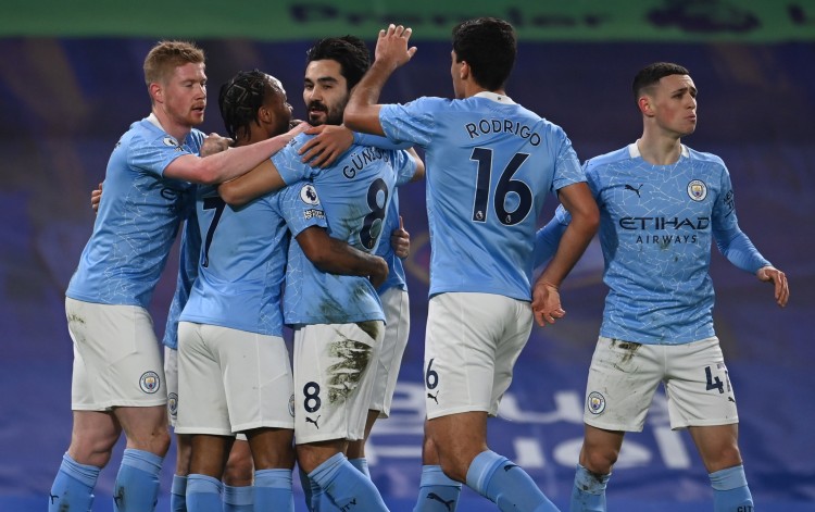 东詹缺阵里夫斯36分难救主，布朗复出30+8+8，凯尔特人大胜湖人（詹姆斯缺阵，里夫斯轰36分仍无力回天；布朗复出砍30+8+8，凯尔特人轻取湖人）