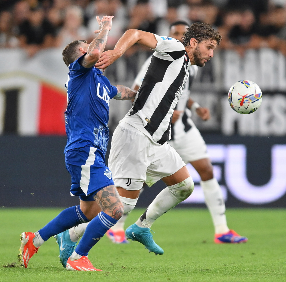 米体：莱奥两个儿子将观看米兰德比，这是他们第一次现场观赛（米体：莱奥两个儿子将首度现场观战米兰德比）