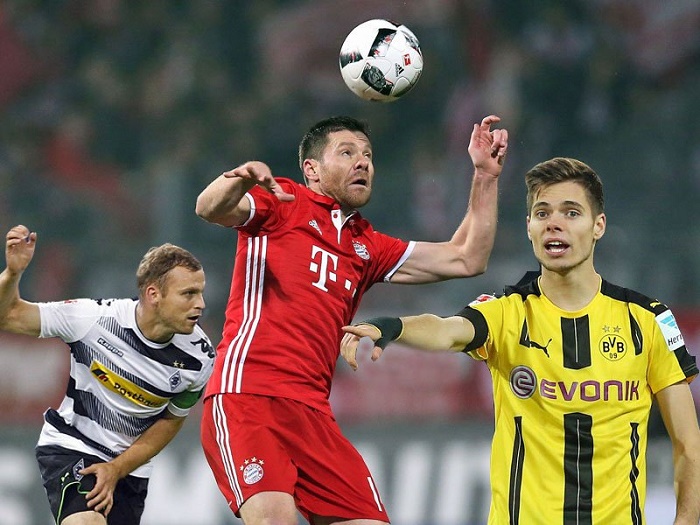 都体：AC米兰希望莱万明年夏天加盟，已与其经纪人取得联系（《都灵体育报》：AC米兰盼明夏签下莱万，已与其经纪团队接触）